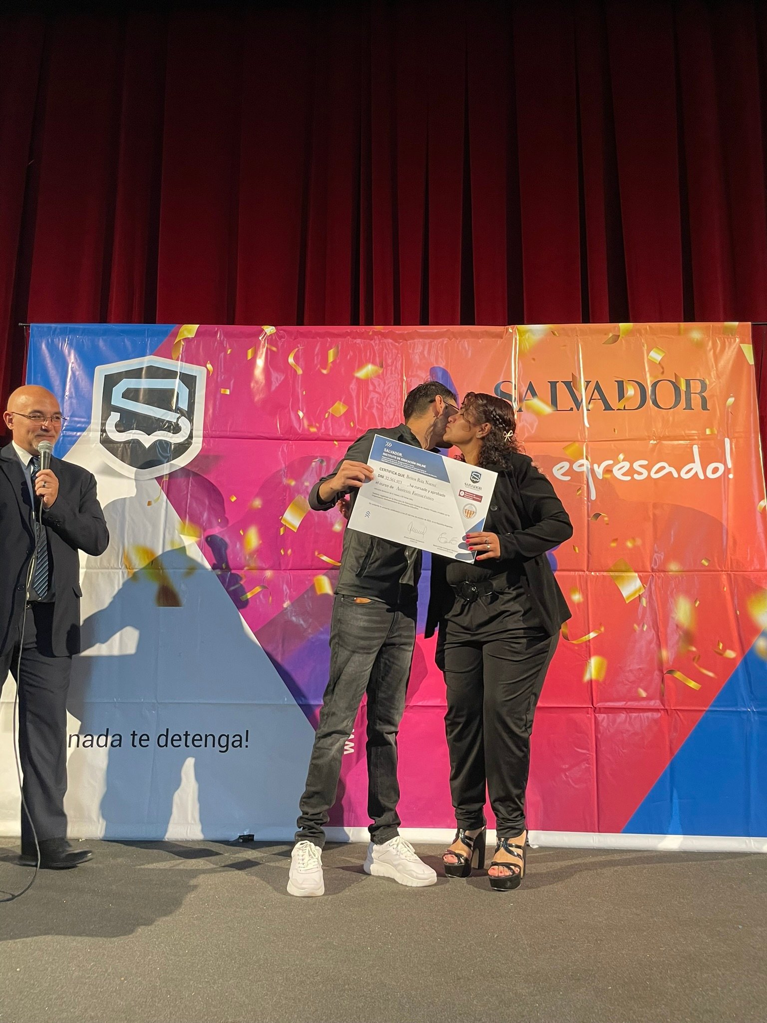 Estudiantes graduados